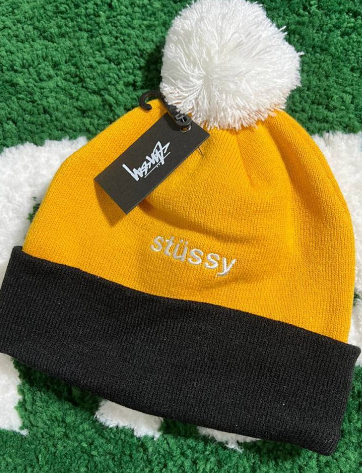 Head ball, cold hat, yellow and black