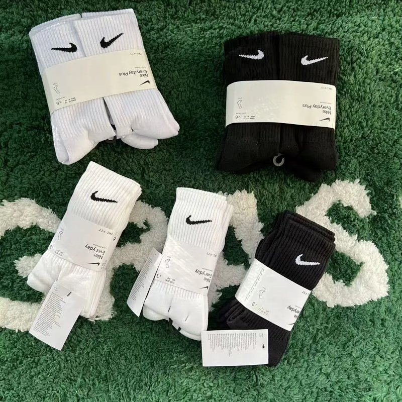 NIKE quality socks