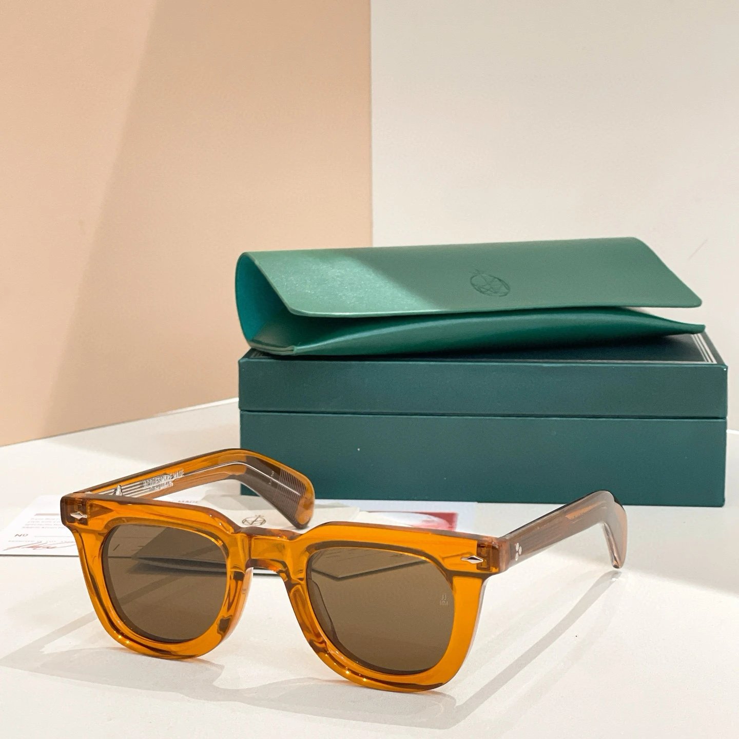 Caramel Color Translucent Frame Tea Mirror
