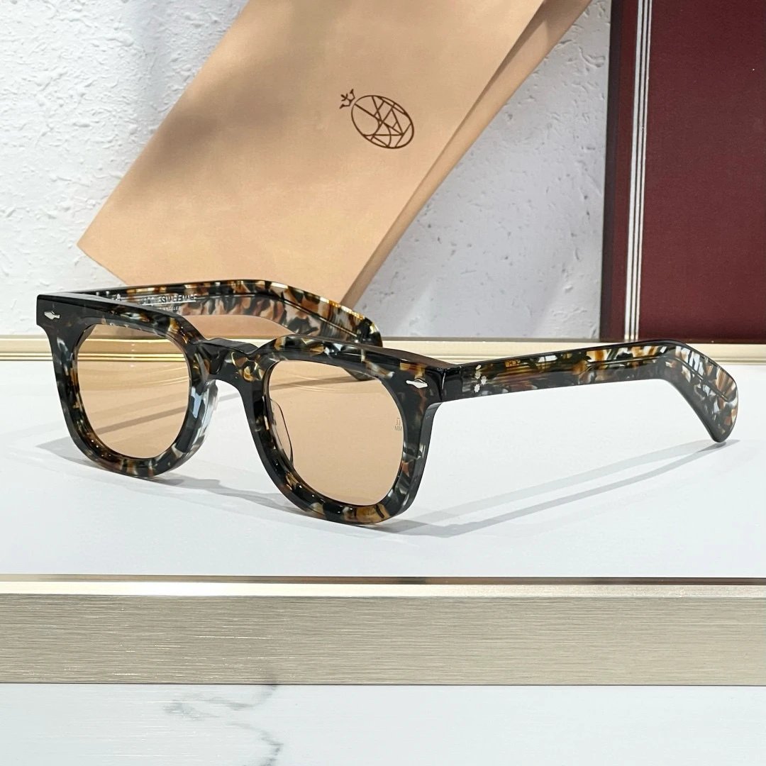 Colored tortoiseshell frame tea mirror
