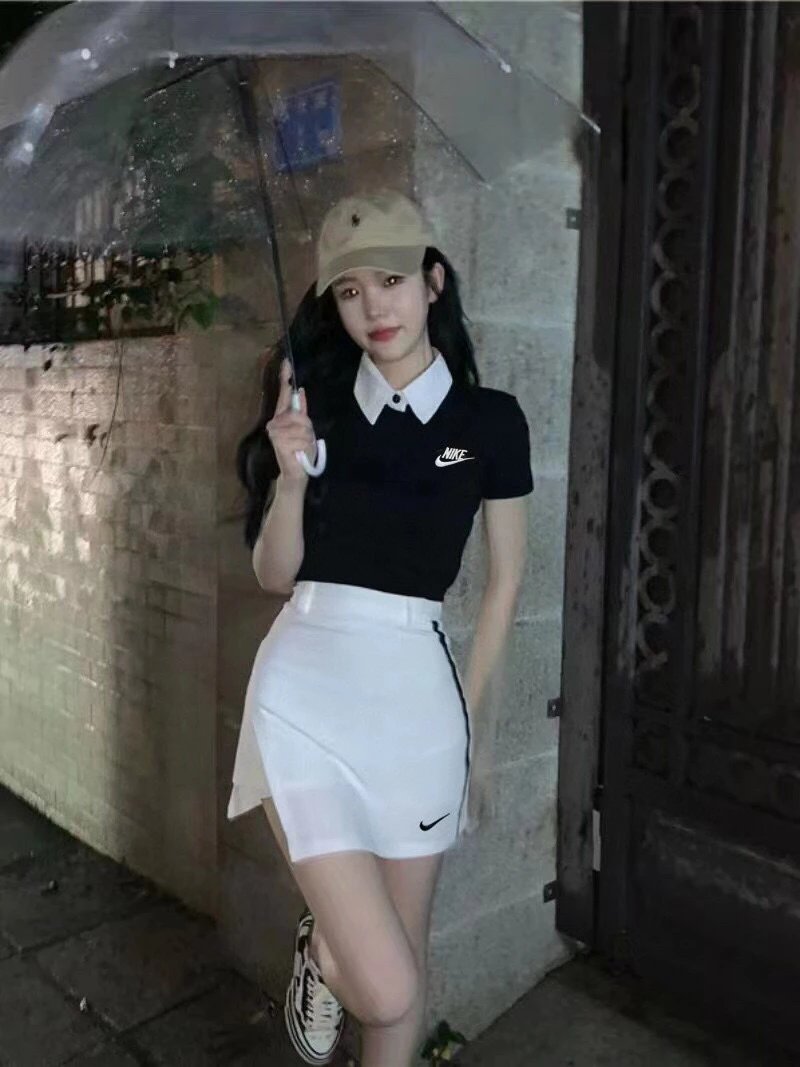 货号515024 
学院风polo短袖包臀短裙套装
必须强烈推荐 上身超级好看 特别的有朝气减龄