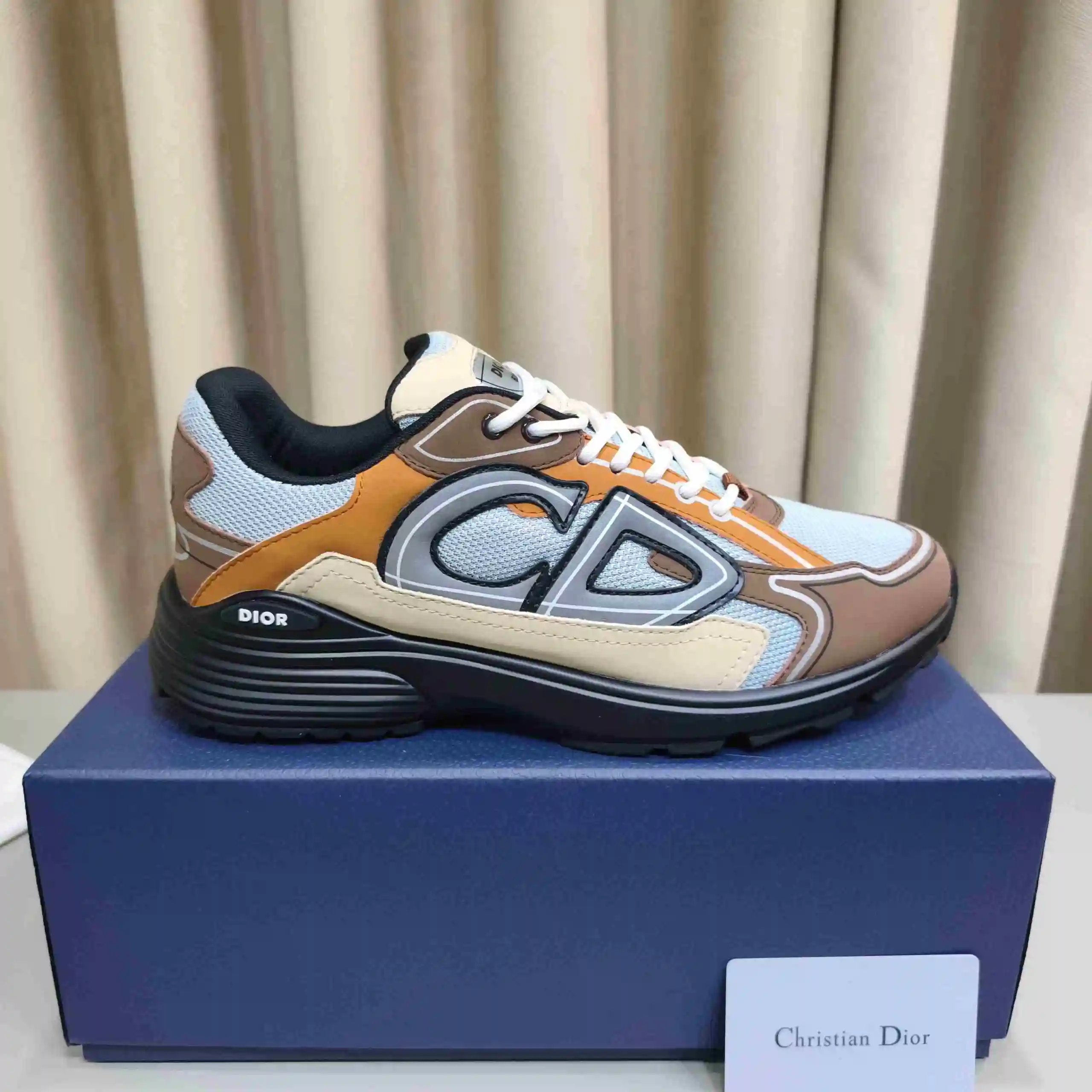 Dior B30 Low-Top Sneakers - Style 17