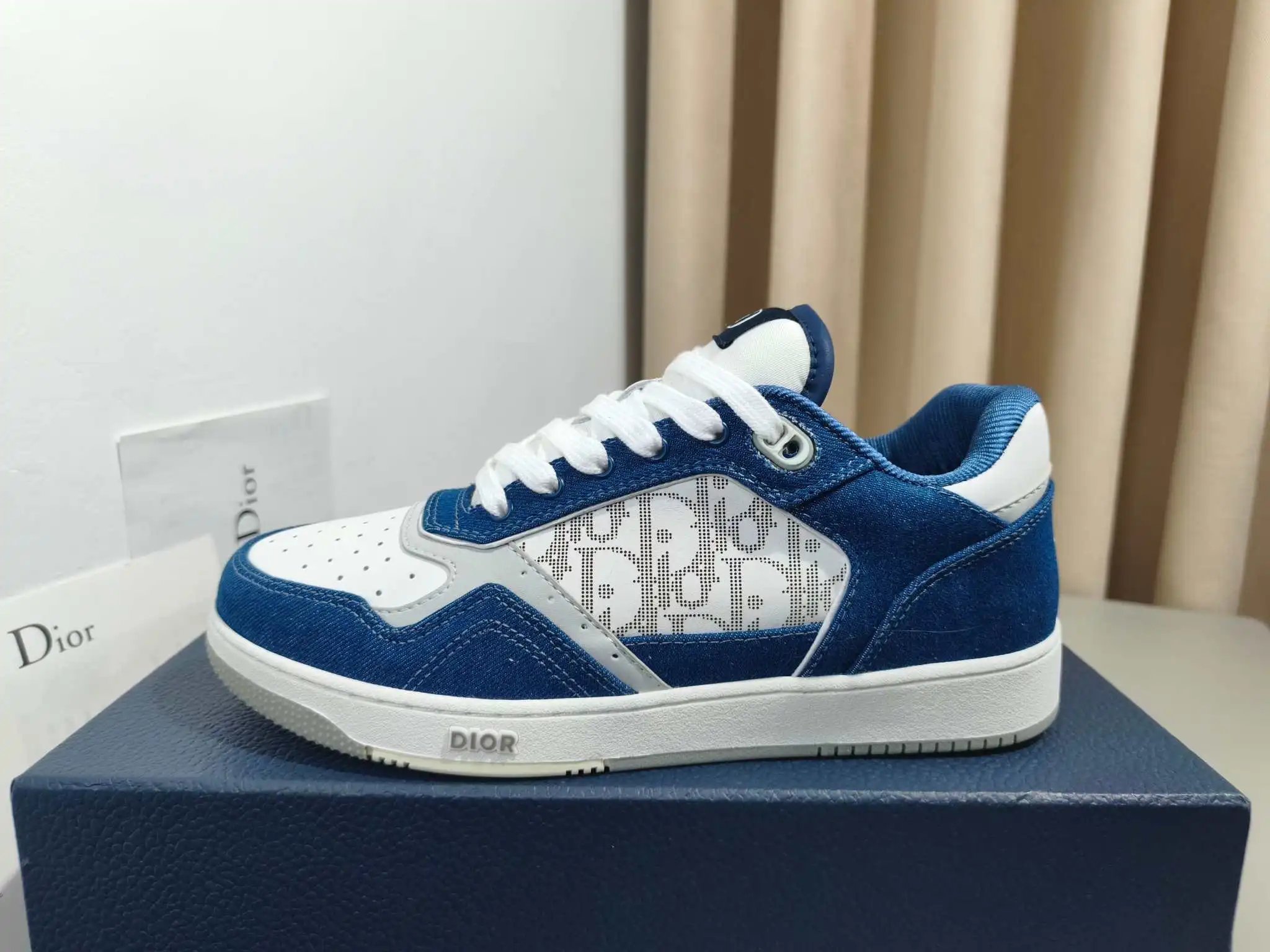 Dior B27 Sneakers - Style 14