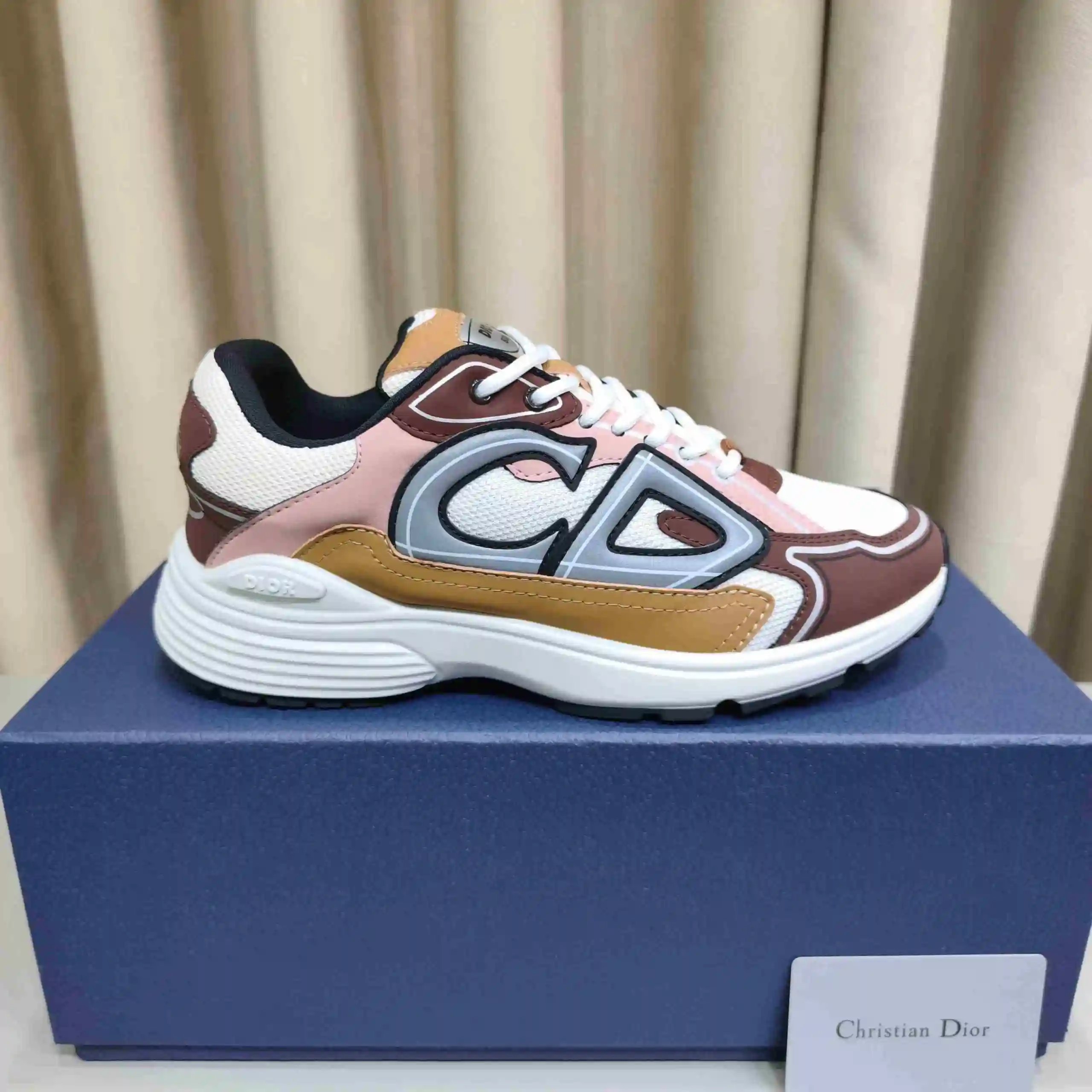 Dior B30 Low-Top Sneakers - Style 12