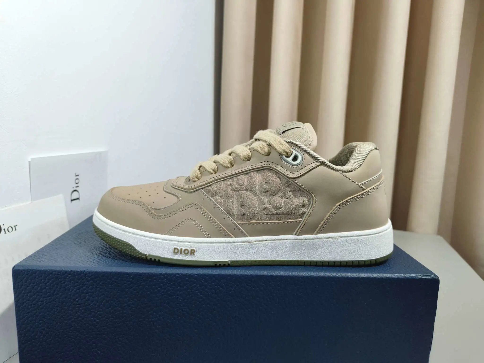Dior B27 Sneakers - Style 19