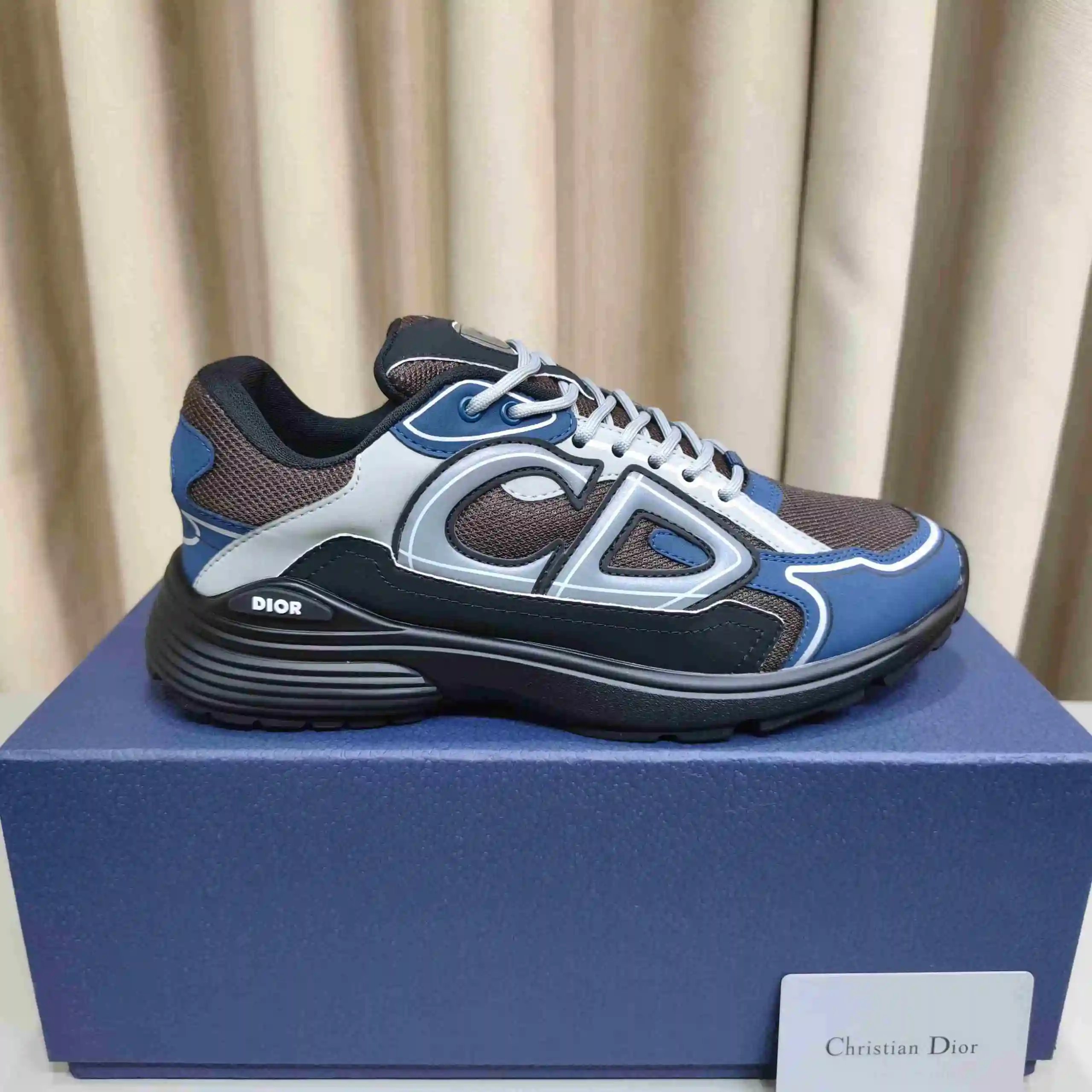 Dior B30 Low-Top Sneakers - Style 10