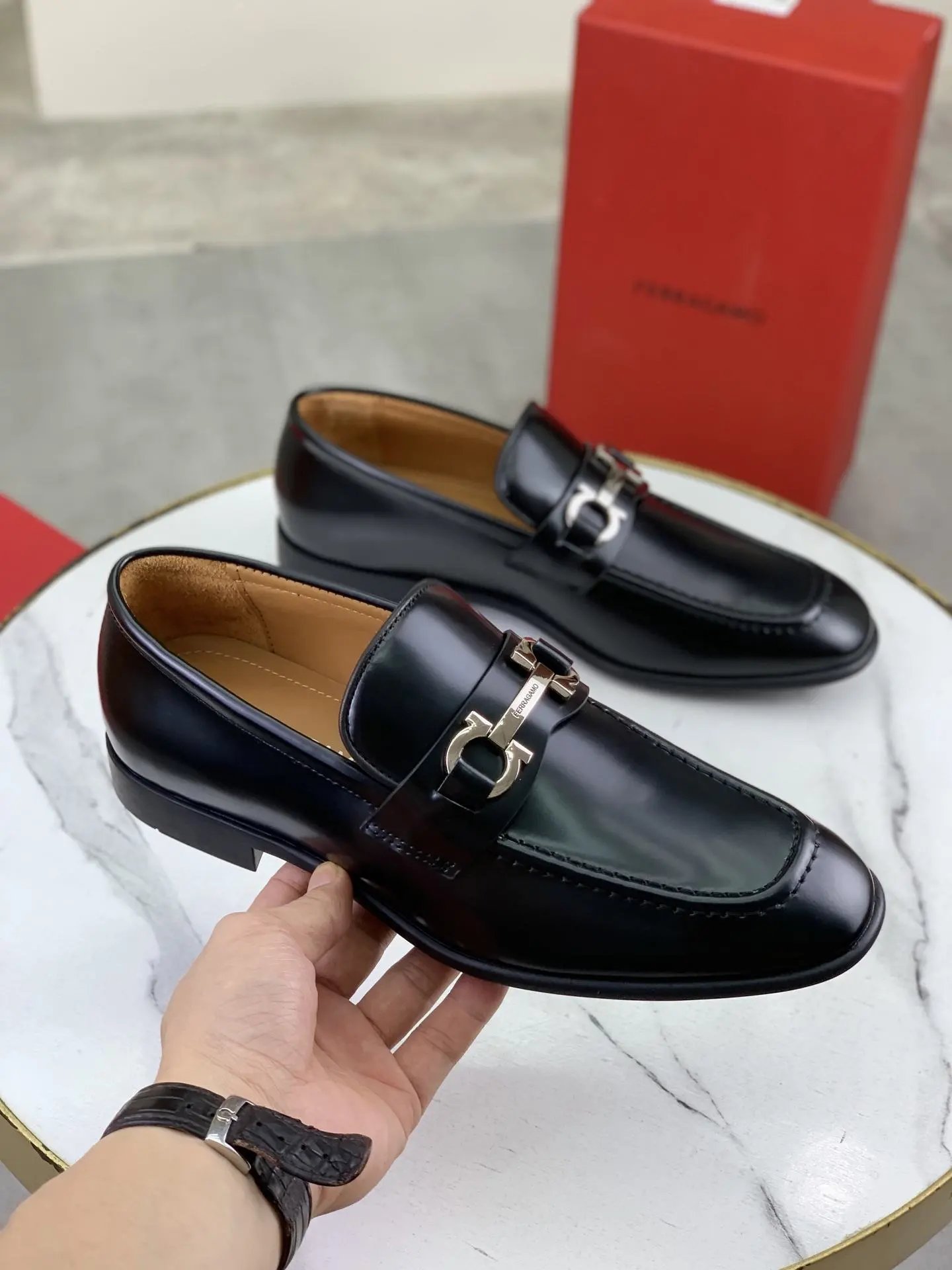 Ferragamo Leather Business Shoes Navy - Style 1