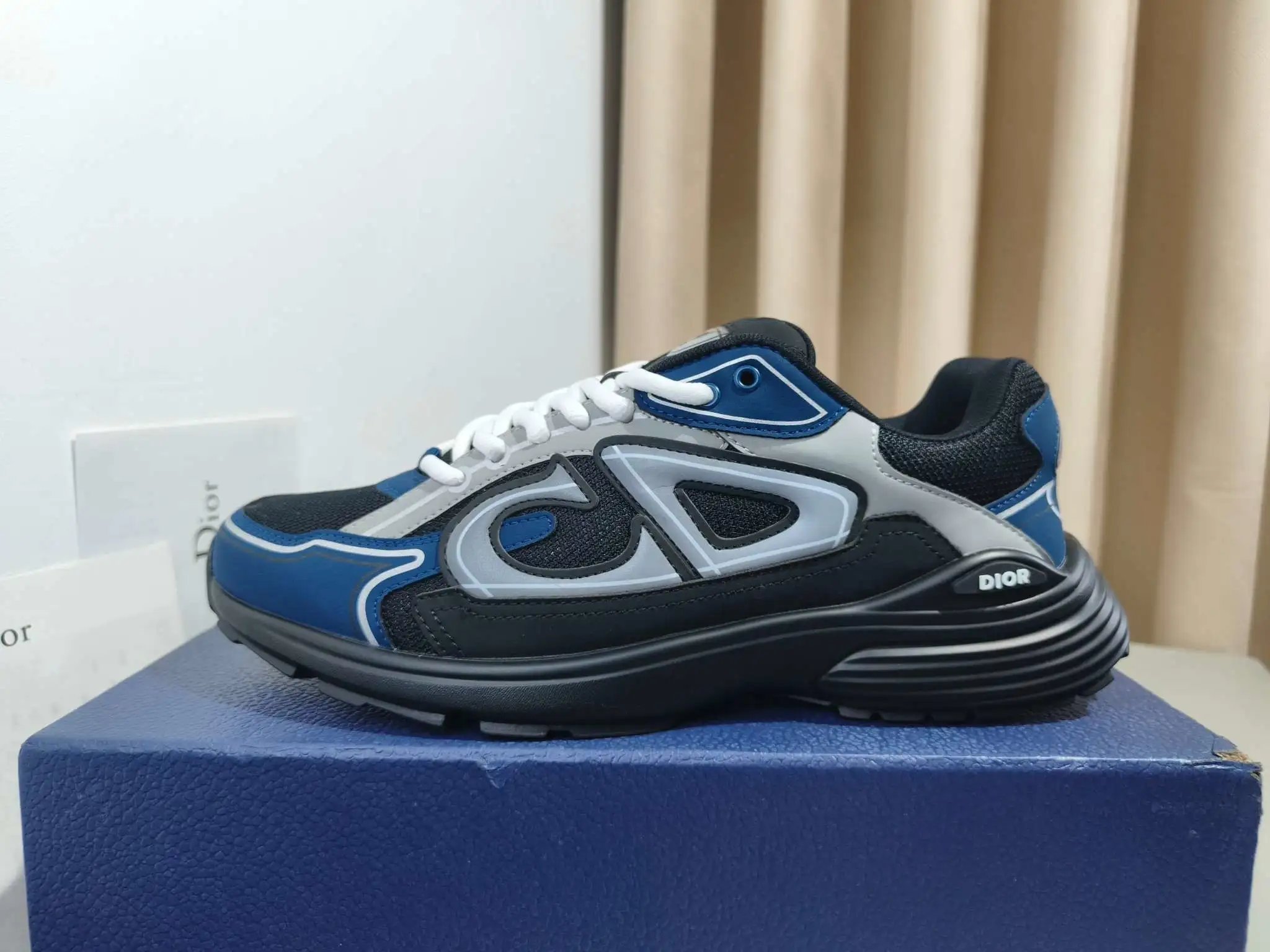 Dior B30 Low-Top Sneakers - Style 11