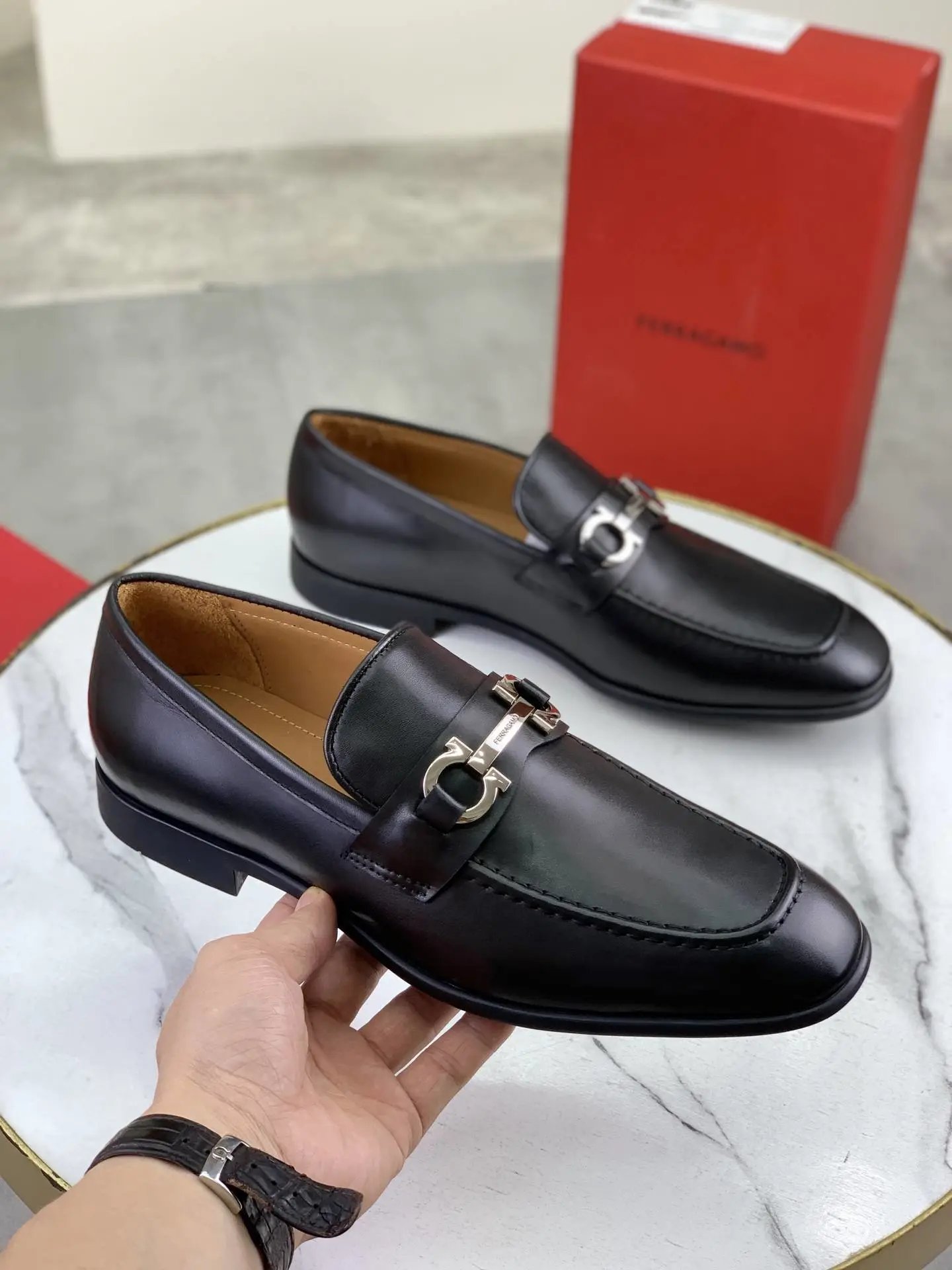 Ferragamo Leather Business Shoes Navy - Style 2