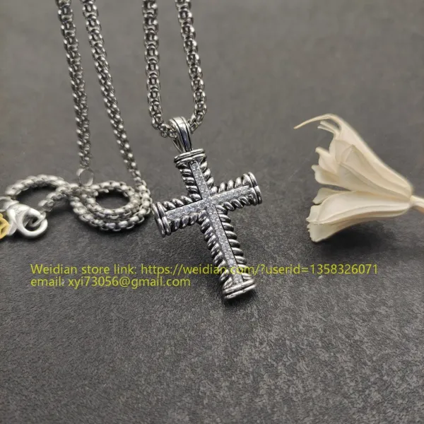 Design David Yurman Double Cross Pendant Necklace in Sterling Silver with Diamonds Jewelry - 17