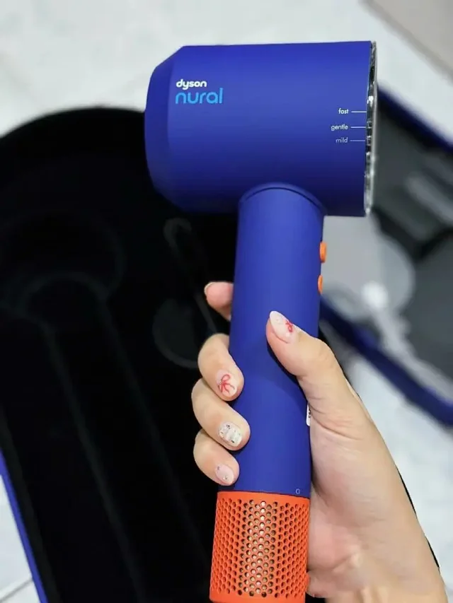 Dyson Hair Dryers & Stylers Supersonic dryer with styling attachments product detail image 48