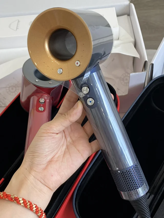 Dyson Hair Dryers & Stylers Supersonic dryer with styling attachments product detail image 62