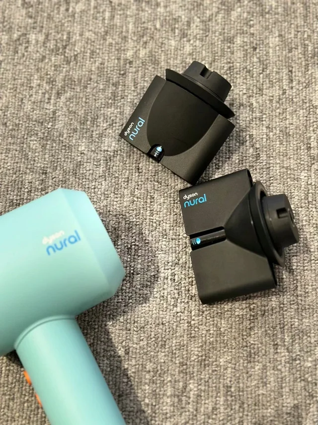 Dyson Hair Dryers & Stylers Supersonic dryer with styling attachments product detail image 42