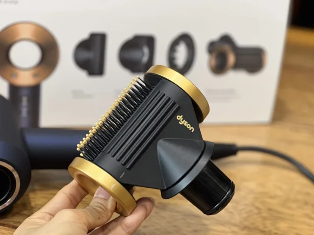 Dyson Hair Dryers & Stylers Supersonic dryer with styling attachments product detail image 9