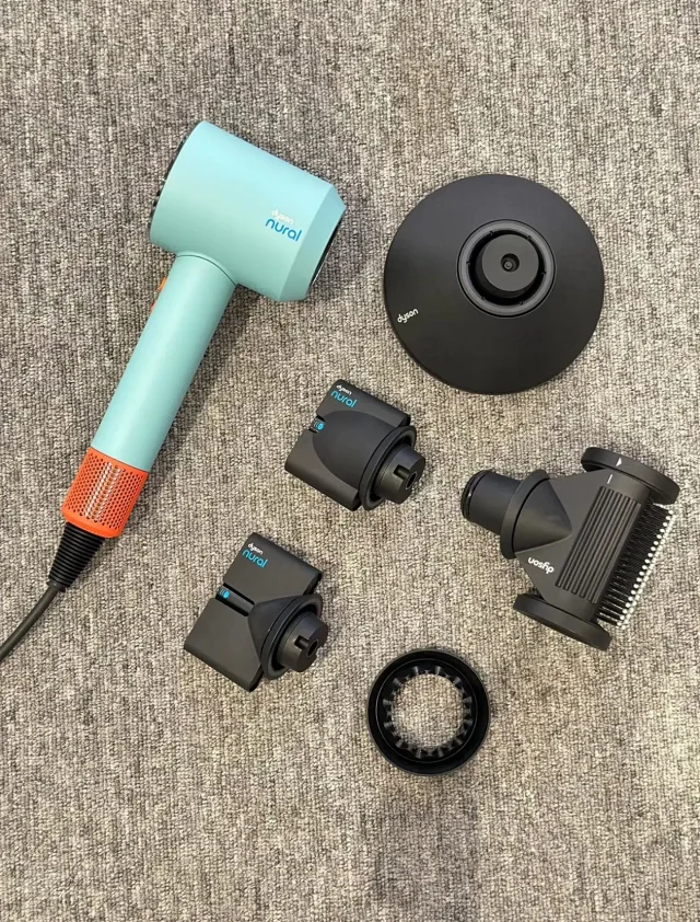 Dyson Hair Dryers & Stylers Supersonic dryer with styling attachments product detail image 46