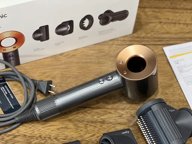 Dyson Hair Dryers & Stylers Supersonic dryer with styling attachments product detail image 20