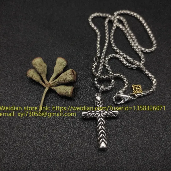 Design David Yurman Double Cross Pendant Necklace in Sterling Silver with Diamonds Jewelry - 64