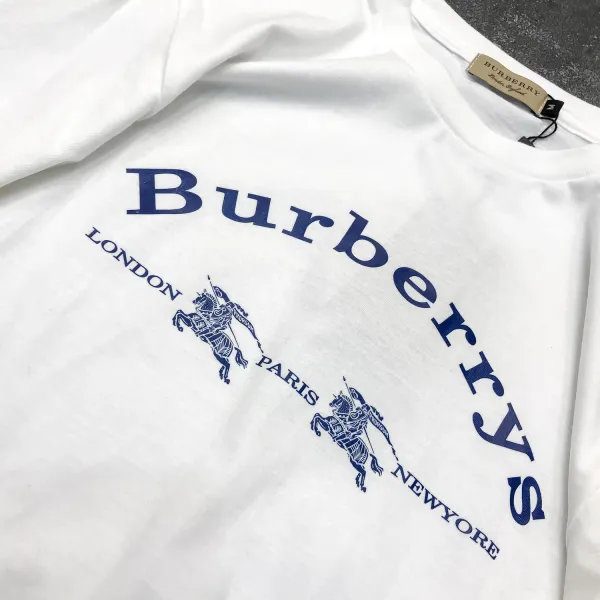 Burberry Archive Logo Print White T-Shirt - 8