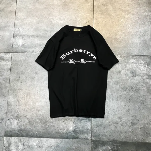 Burberry Archive Logo Print White T-Shirt - 6