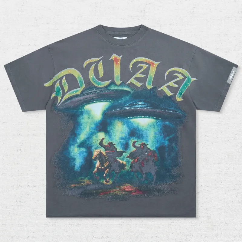 DU Lightning Horse Figure Print T-Shirt