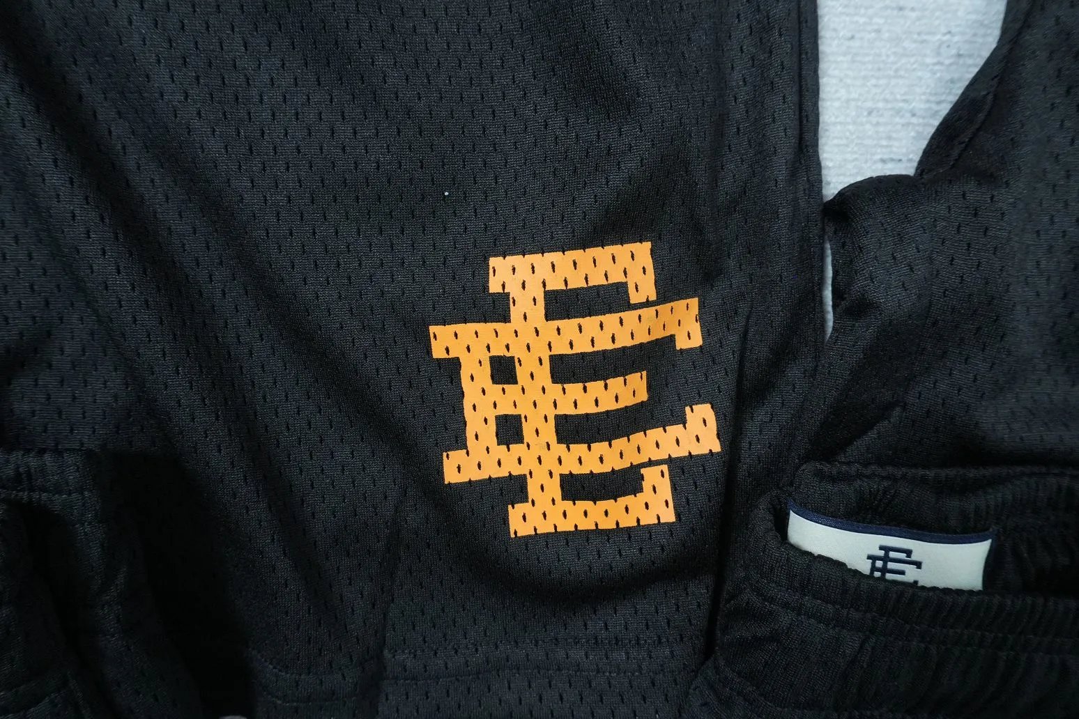 EES-19