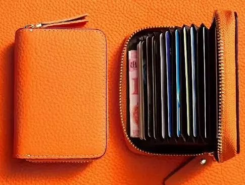 L leather  wallet