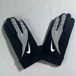 thumbnail for 3M reflective soccer gloves for field kicking