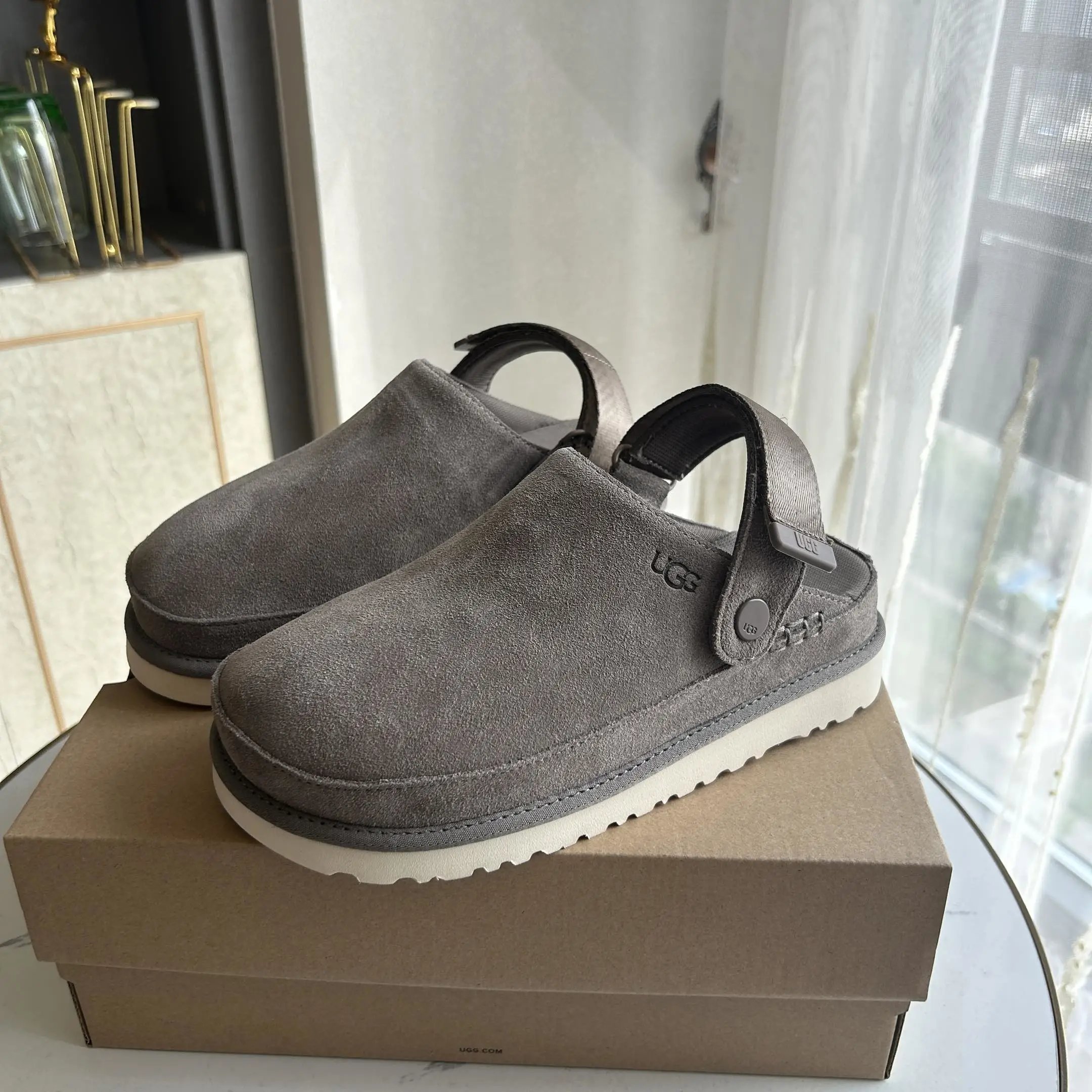 Slipper Dark Grey