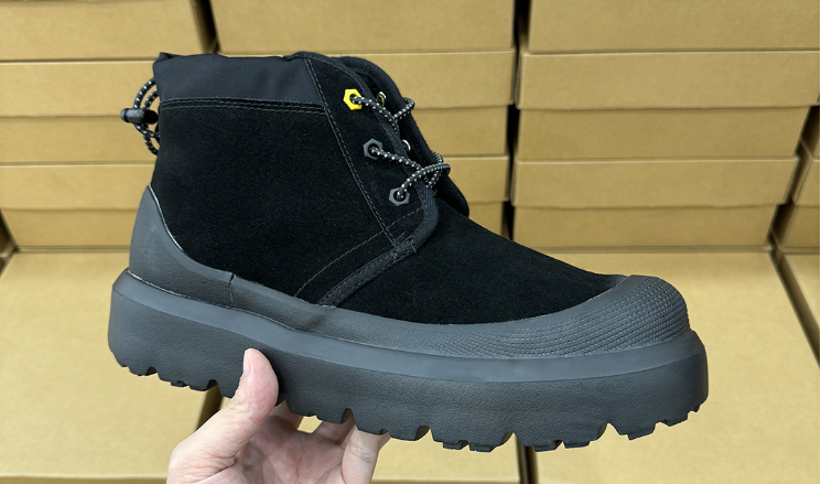 Neumel Weather Hybrid All Black