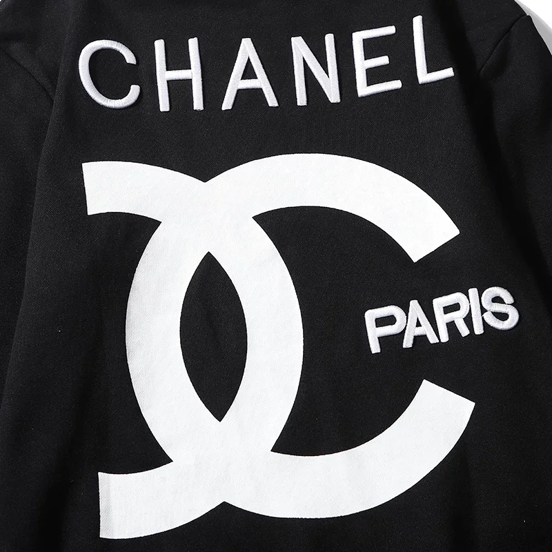 CHANEL香奈儿大标圆领薄款卫衣2019最新秋冬款双C大标前卫新潮而奢华纯 ...