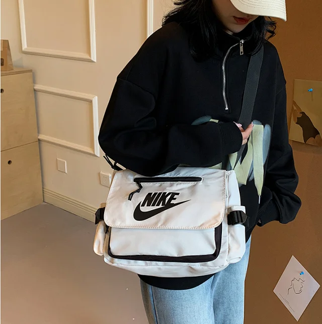 Nike Crossbody Bags Flap Messenger Bag product detail image 18
