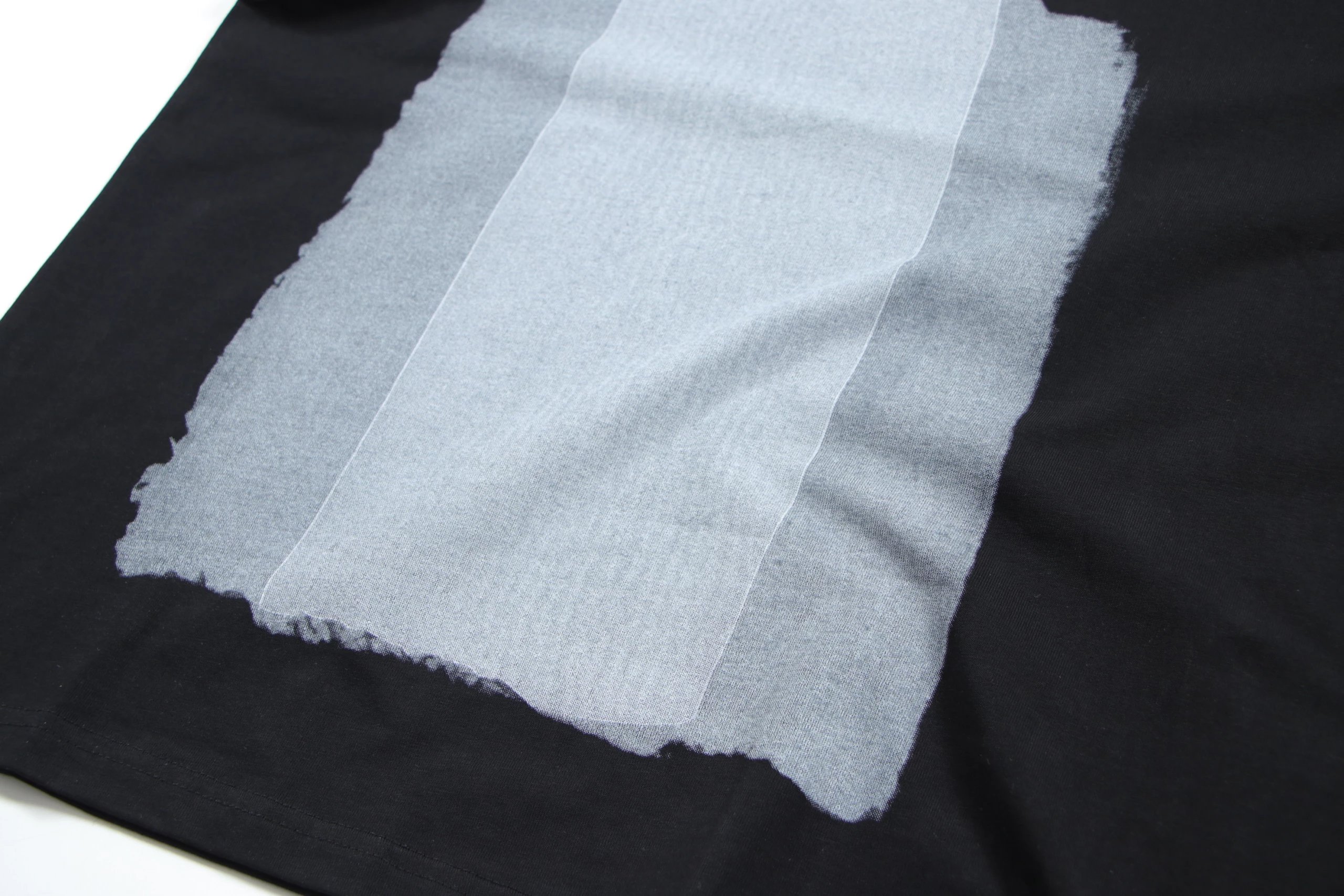 Design A-Cold-Wall* Abstract Print Black T-Shirt T-Shirts - 7