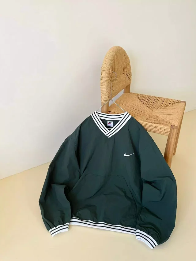 Nike Jackets V-Neck Striped-Trim Pullover Windbreaker product detail image 7