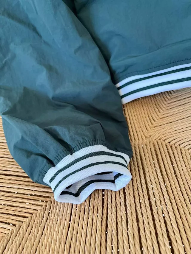 Nike Jackets V-Neck Striped-Trim Pullover Windbreaker product detail image 12