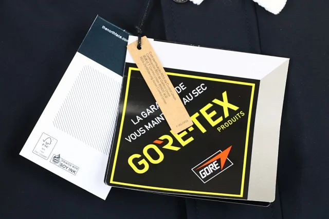 The North Face Jackets Brain Dead 76 Mountain Chore Jacket product detail image 12