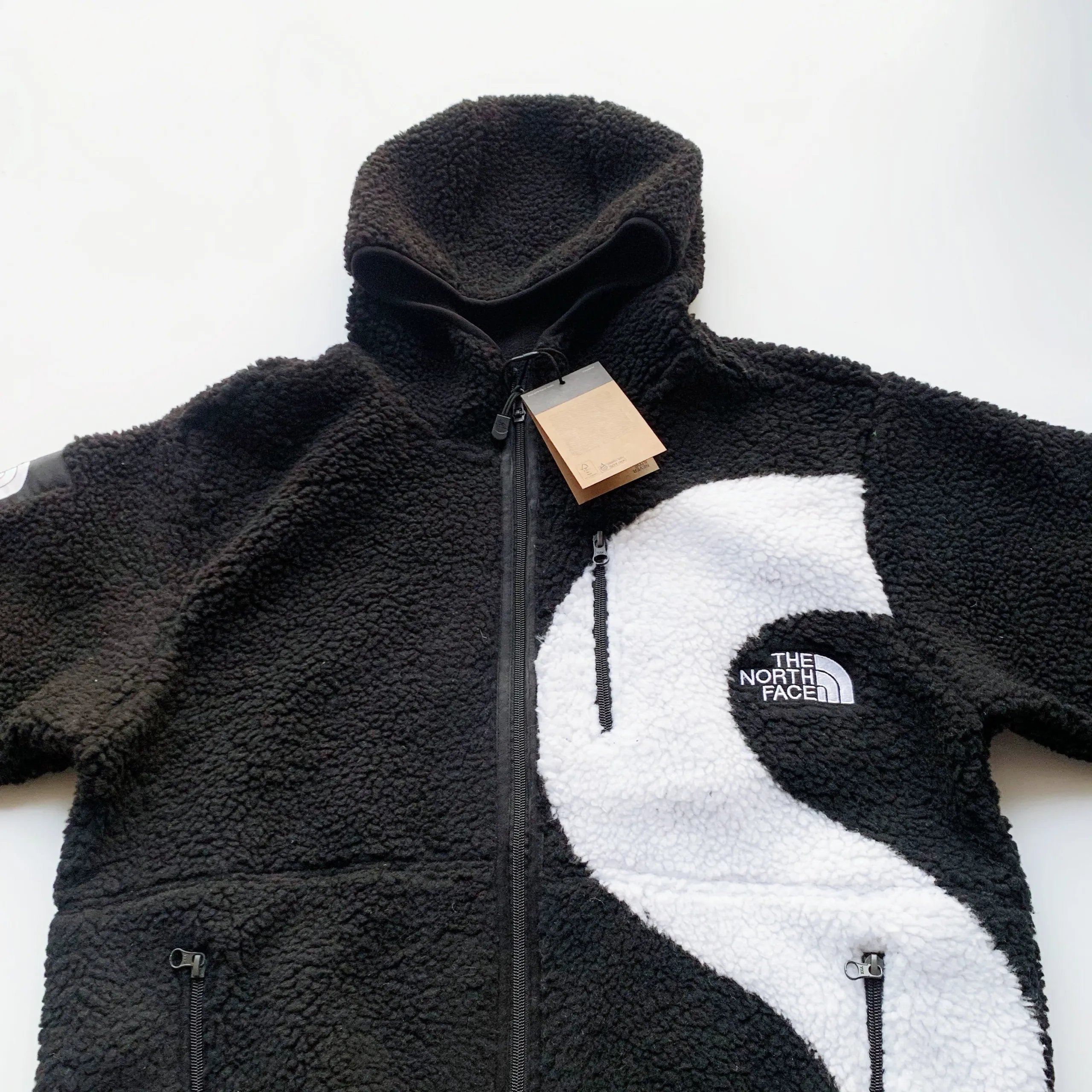 Supreme x The North Face Yin Yang Sherpa Fleece Jacket Black / White Outerwear - 6
