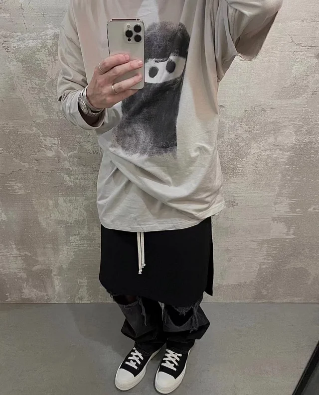Unbranded T-Shirts Washed graphic short-sleeve T-shirt with masked character print product detail image 37