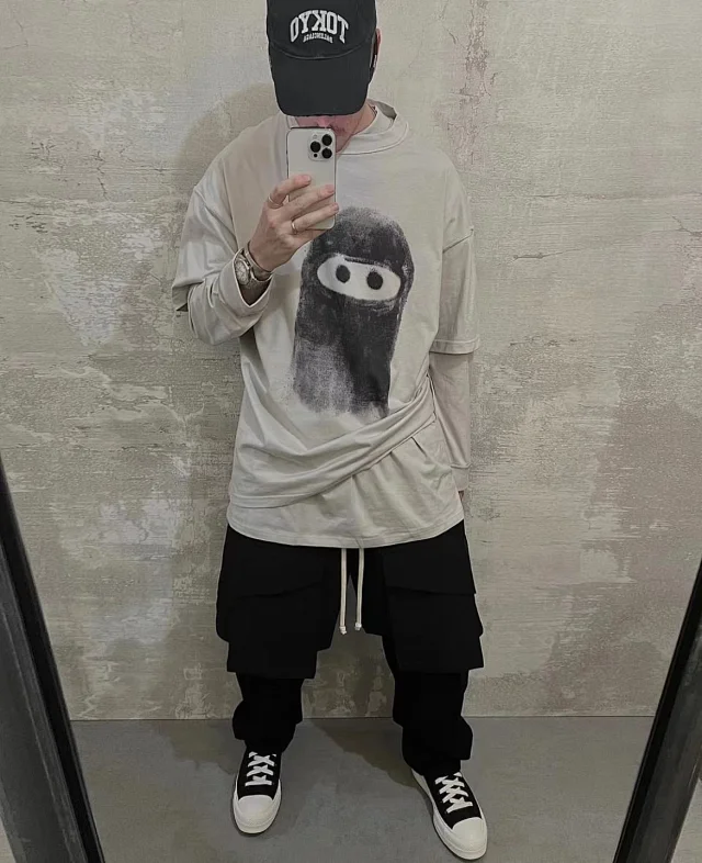 Unbranded T-Shirts Washed graphic short-sleeve T-shirt with masked character print product detail image 30