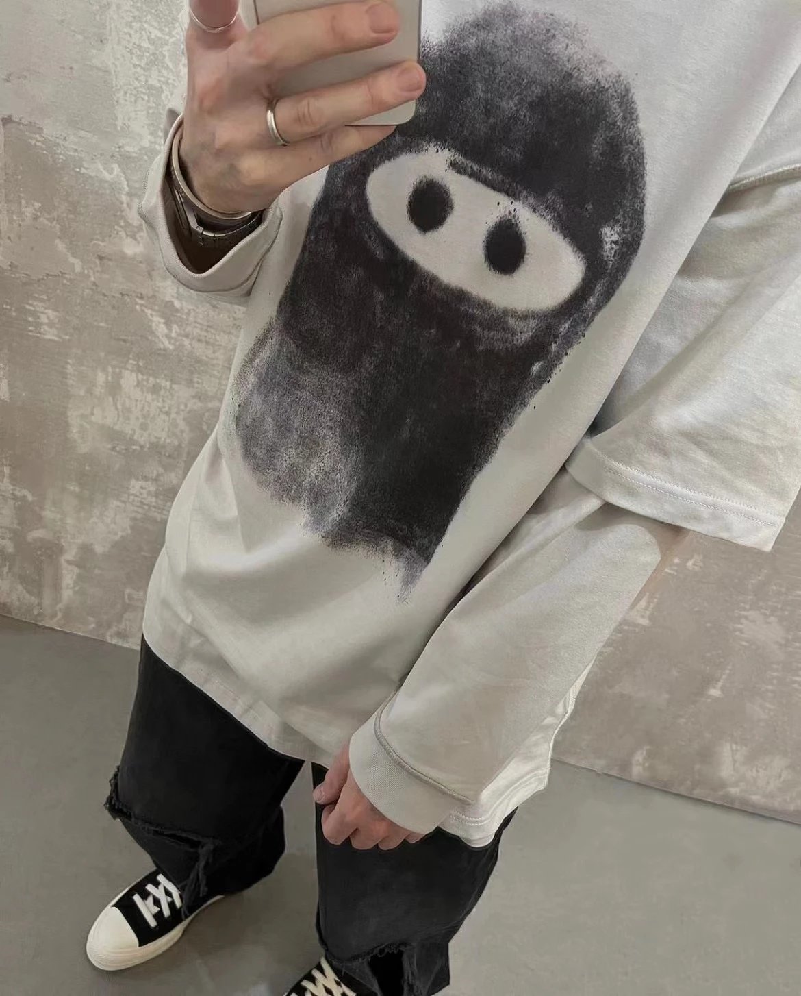 Design Ghost Face Distressed Black T-Shirt - 30