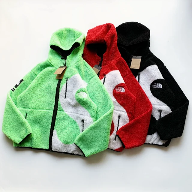 The North Face Jackets Hooded Sherpa Fleece Jacket product detail image 1