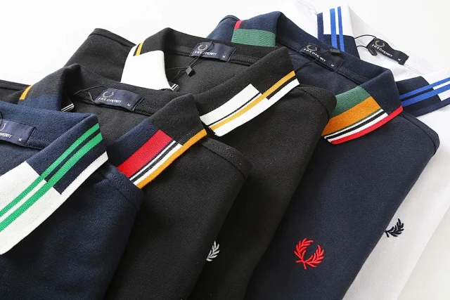 Fred Perry T-Shirts Short-Sleeve Polo Shirt with Tipped Collar and Laurel Wreath Embroidery product detail image 5