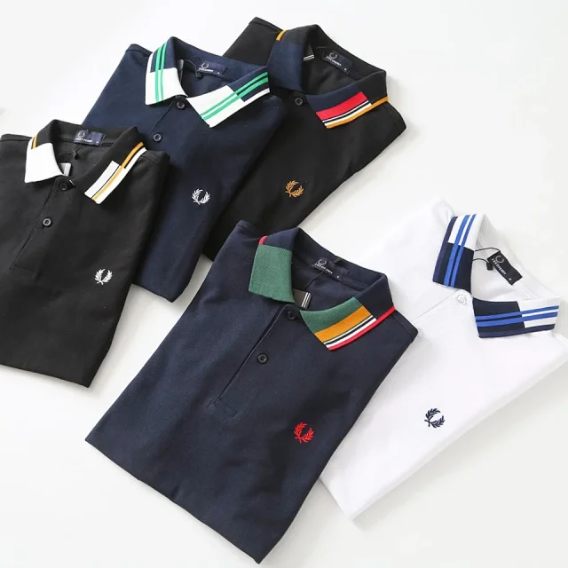 Fred Perry T-Shirts Short-Sleeve Polo Shirt with Tipped Collar and Laurel Wreath Embroidery product detail image 2