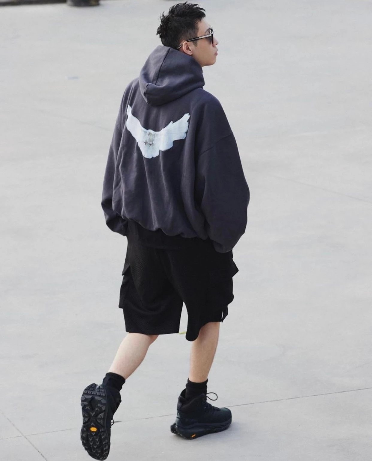 Design Dove Print Oversized Hoodie Gray - 43