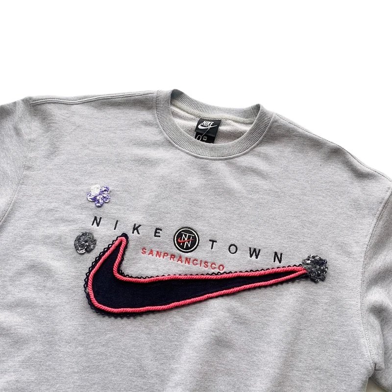 Nike Nike Town San Francisco White Sweatshirt Sweater - 5