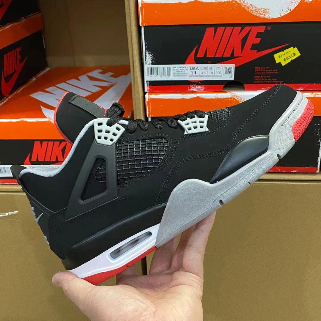 DGC J4“2019/Bred”