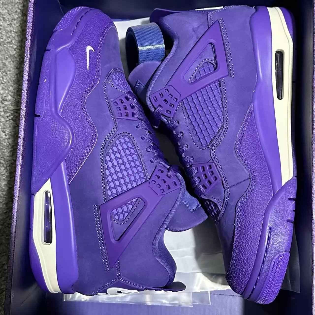 Gx/B J4 x Nigel Sylvester“Purple”