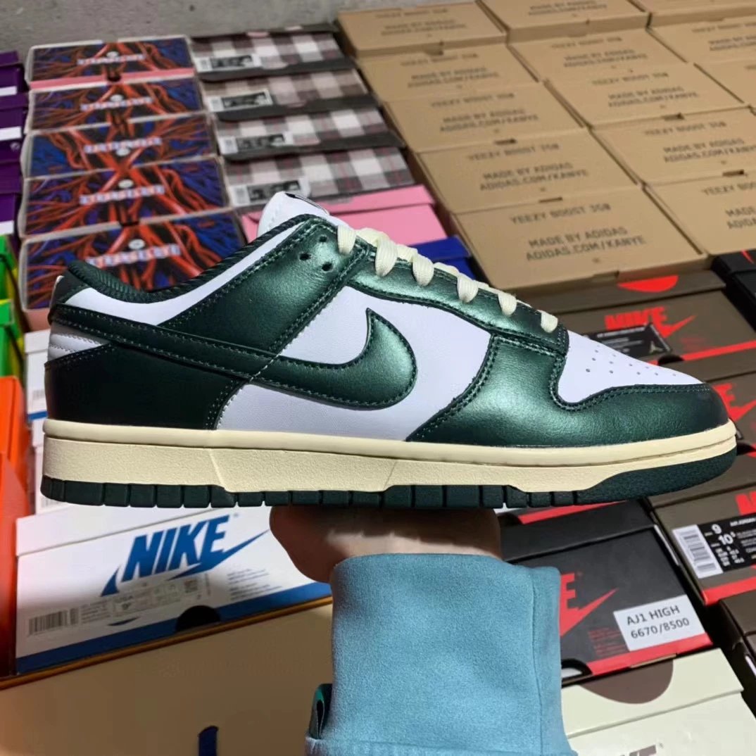 Vintage Green