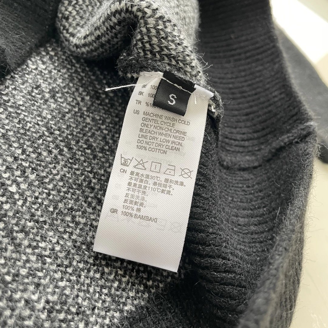 8888 Yves Saint Laurent YSL 圣罗兰限定款草写提花休闲毛衣 9