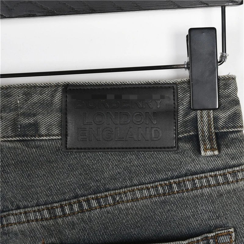 Straight Jeans with Pocket Embroidery photo 6