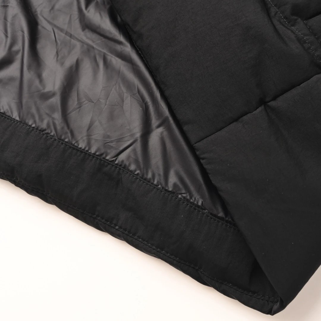 Black Label Puffer Vest photo 4